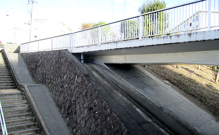 ふれあい橋