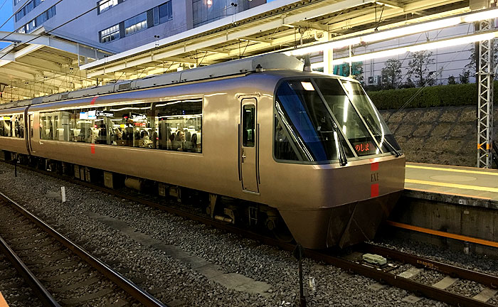 多摩ニュータウンにやってきたロマンスカー