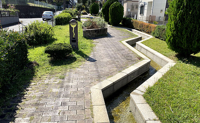 瓜生せせらぎ散歩道